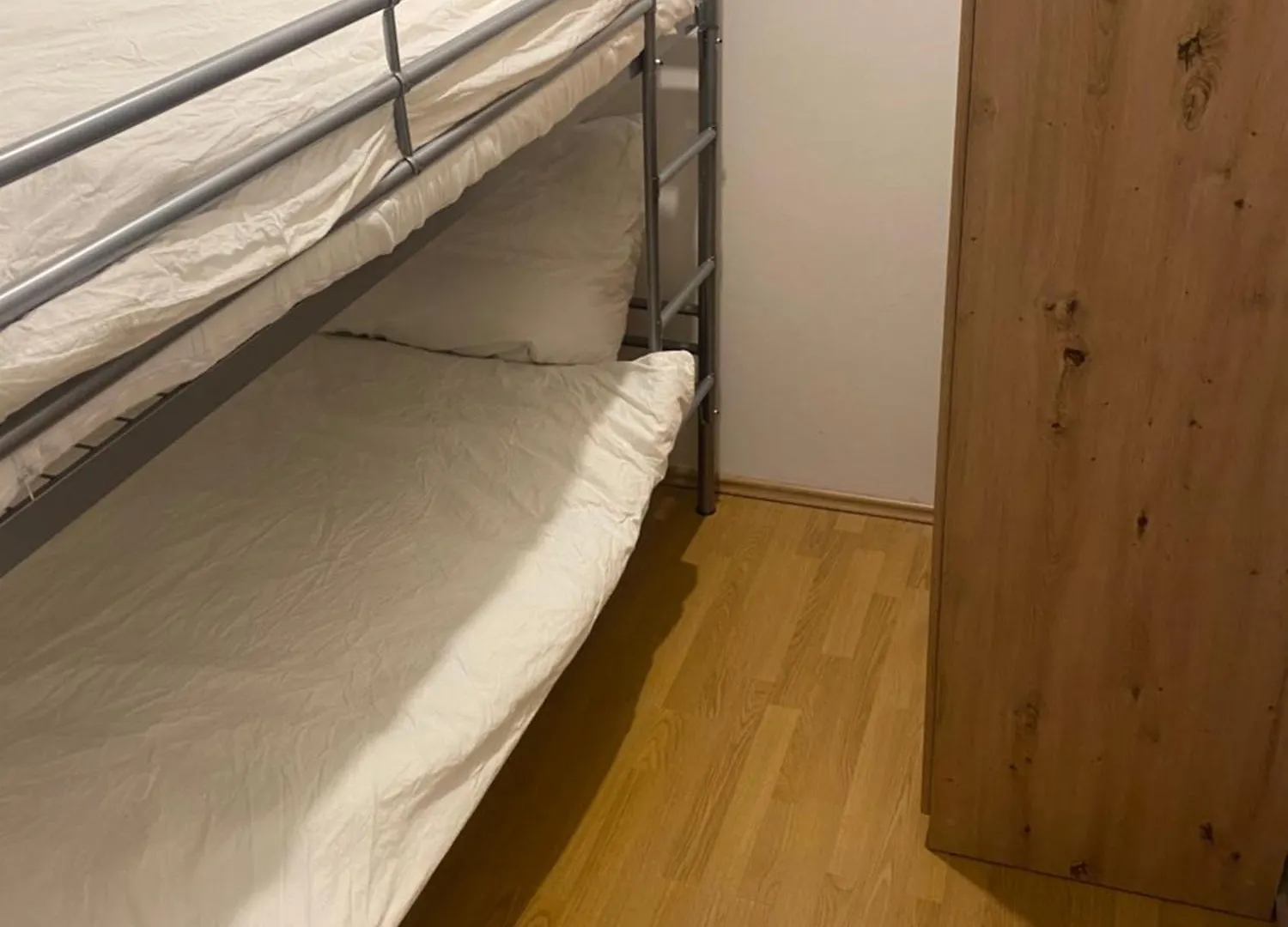 Cheap Apartment For 8 People. Vienna. 10Th District